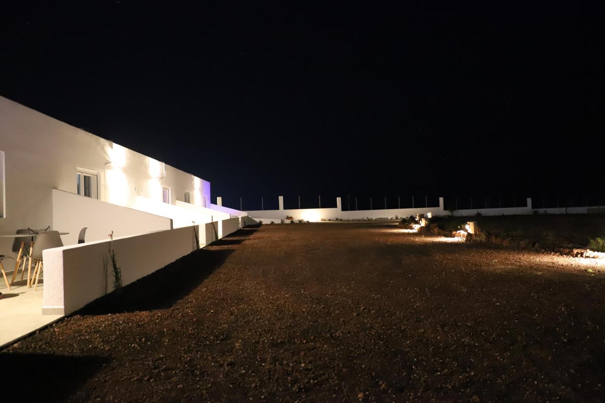 Calma Eco Houses Sunset View Emporio  Ngoại thất bức ảnh
